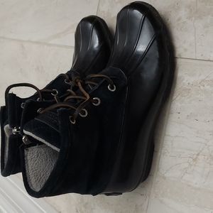 Sperry Black Saltwater Duck Boot. Size 6.5
